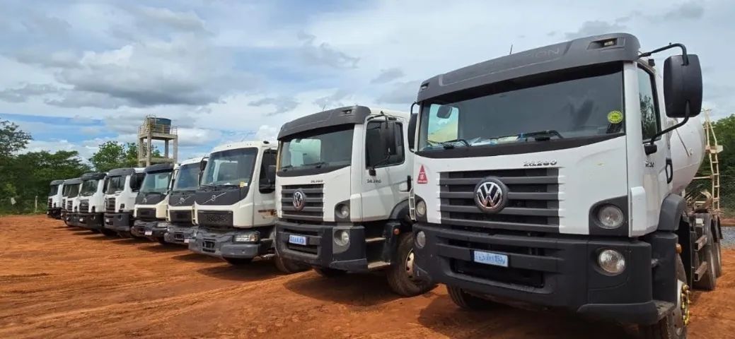 VW 26.280 6x4 ano 2022, balão betoneira Liebeherr 8m3 . - Foto 4