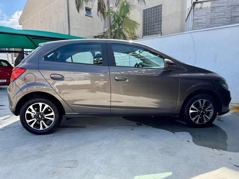 CHEVROLET ONIX 1.4MT LTZ 2014 - Foto 5