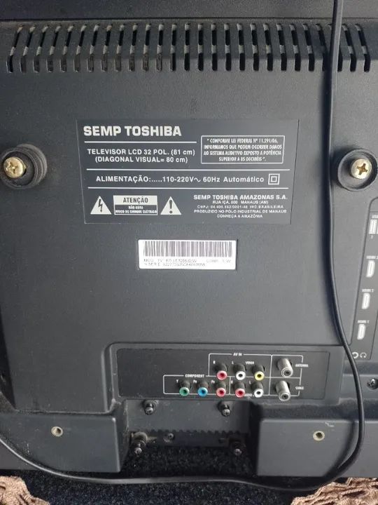 TV Semp Toshiba 32 - Tela danificada. Ideal para retirada de peças conforme necessidade. - Foto 3