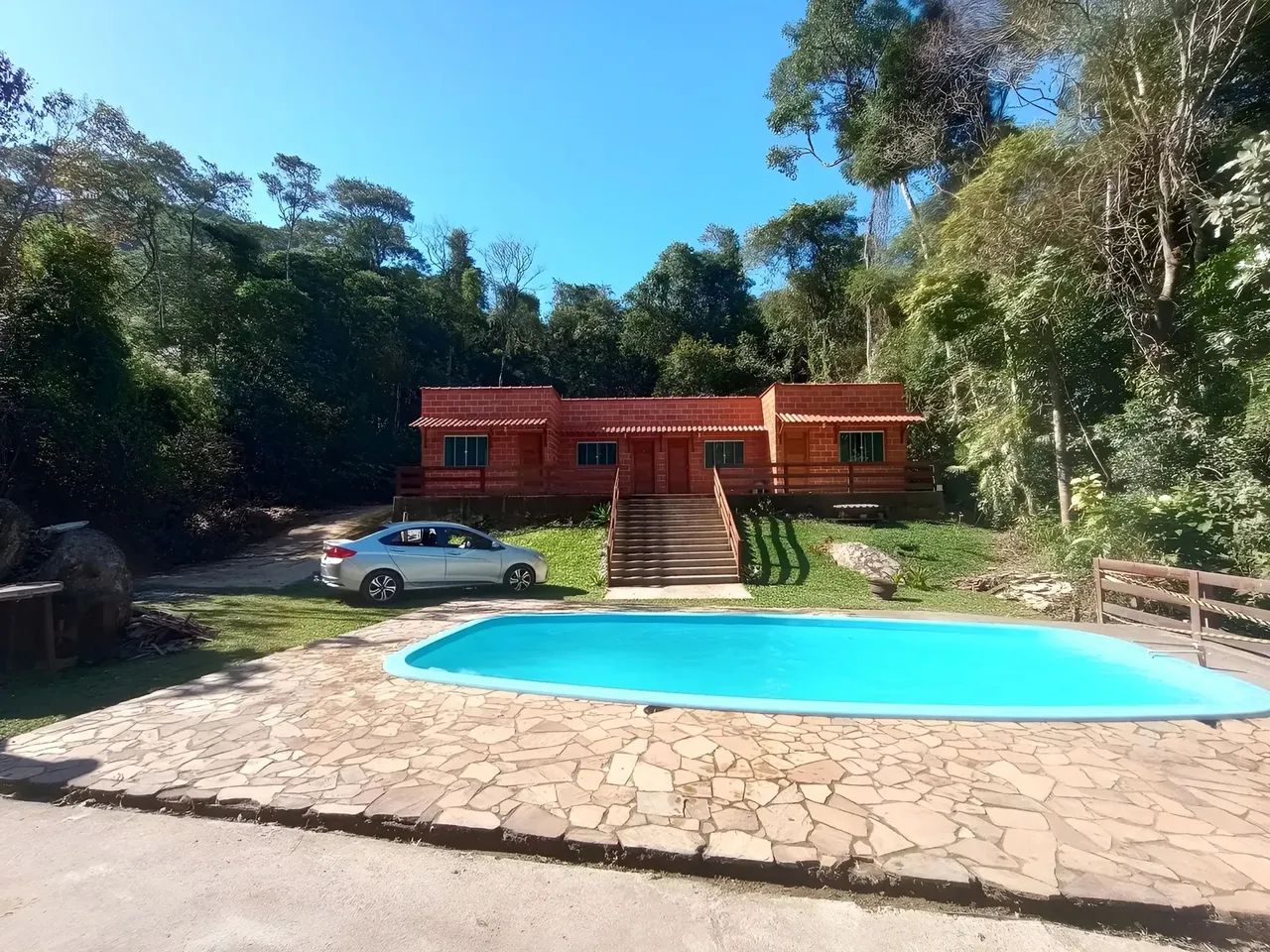 Sítio para venda com 1800 metros quadrados com 5 quartos em Fazenda Inglesa - Petrópolis -