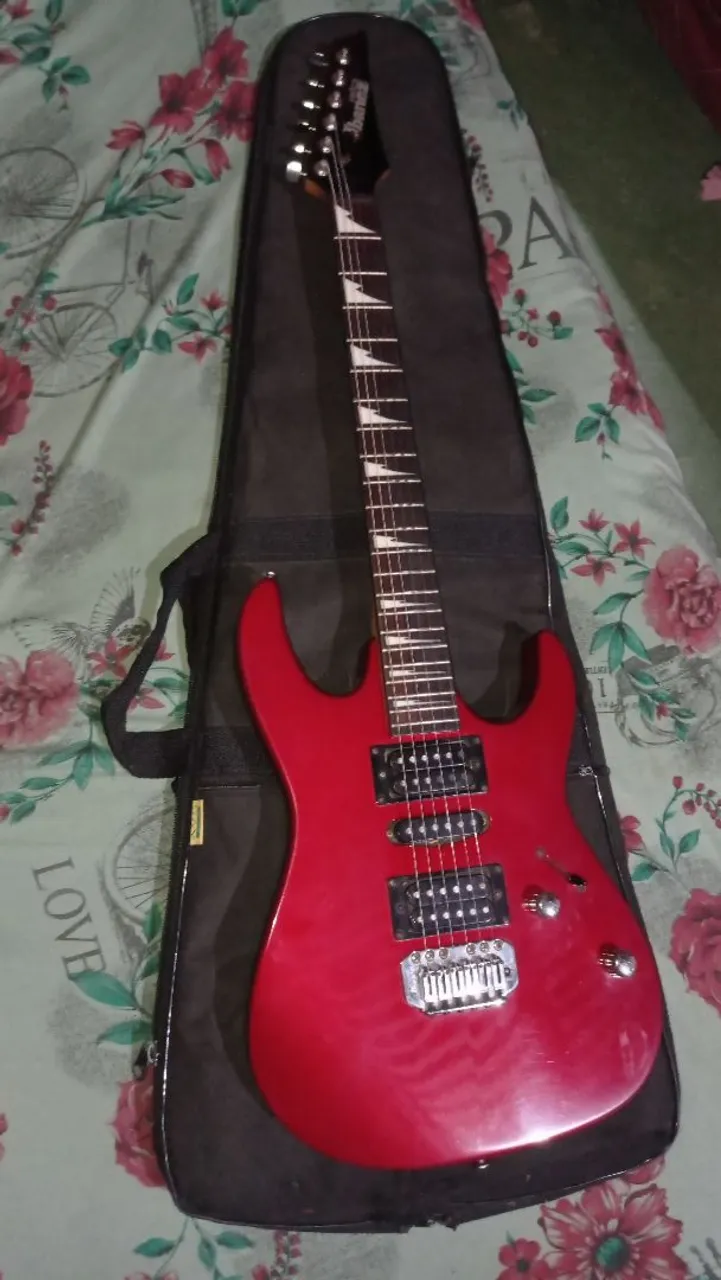 Guitarra Ibanez Vermelha