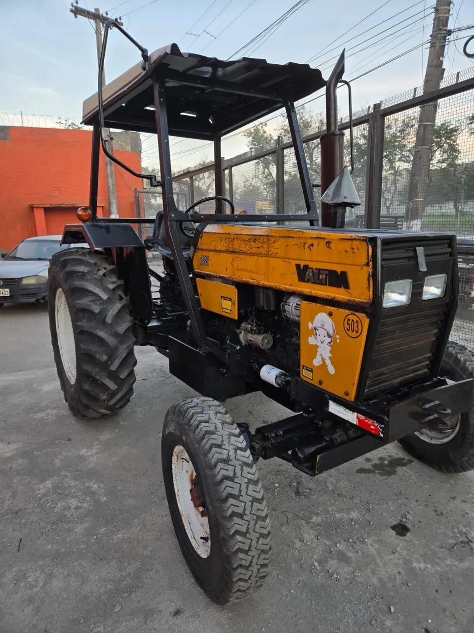 Trator valtra  - Foto 2