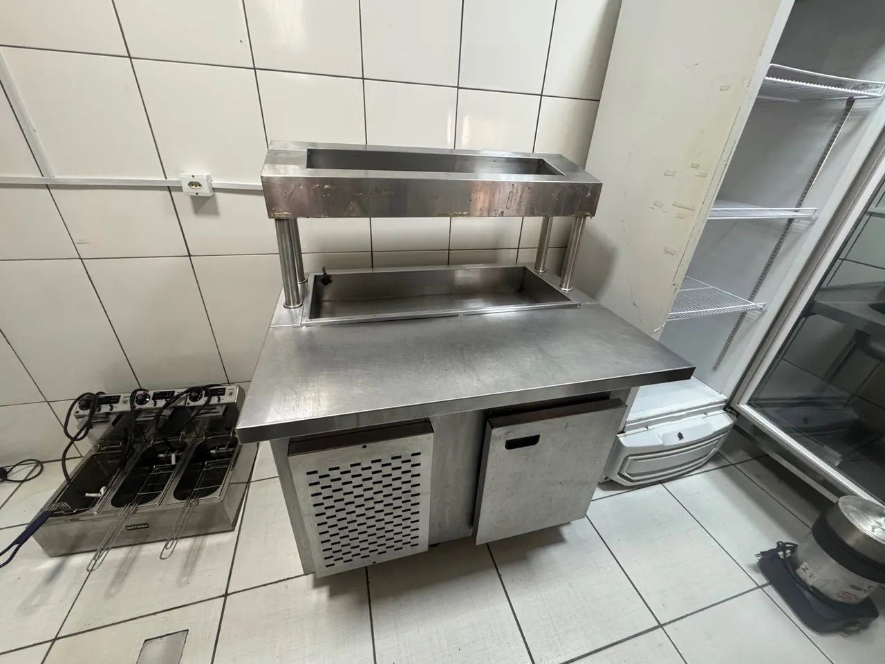 Bancada de Aço Inox com Refrigeração - Ideal para preparo de pastel 