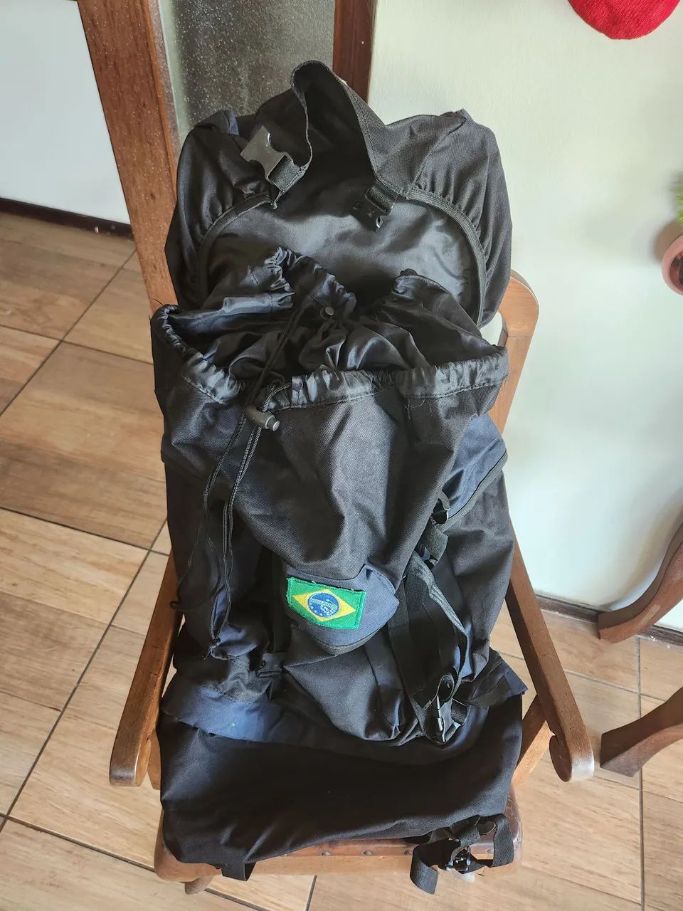 MOCHILÃO GRANDE, Usado uma só vez para longas viagens.