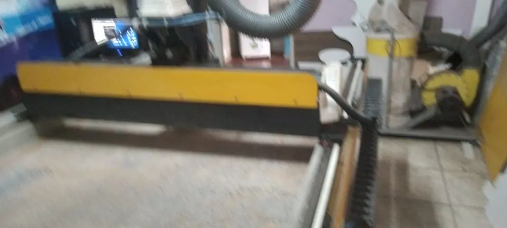 router cnc com aspirador industrial 4cv - Foto 2