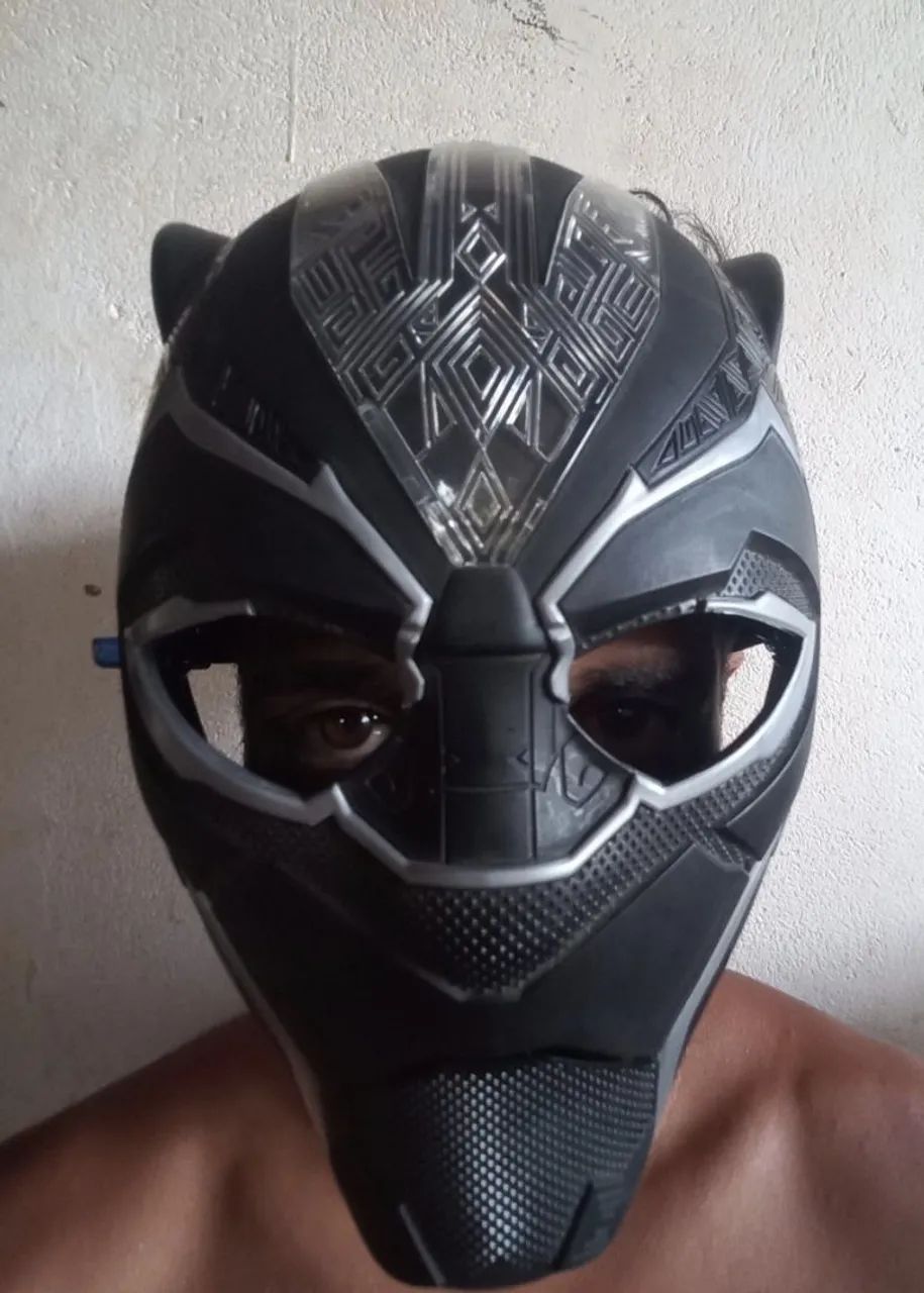 Máscara Pantera Negra - Semi Nova - Foto 3