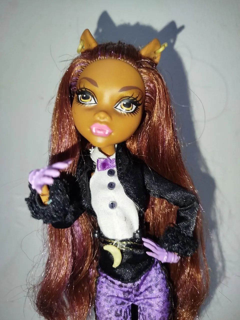 Boneca Monster High Clawdeen Wolf 1600 anos  - Foto 2