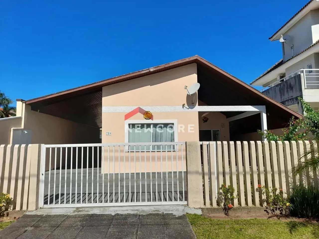 Casa em Avenida Brasil Atami Sul , 284 PR - Balneário Atami Sul - Pontal do Paraná/PR