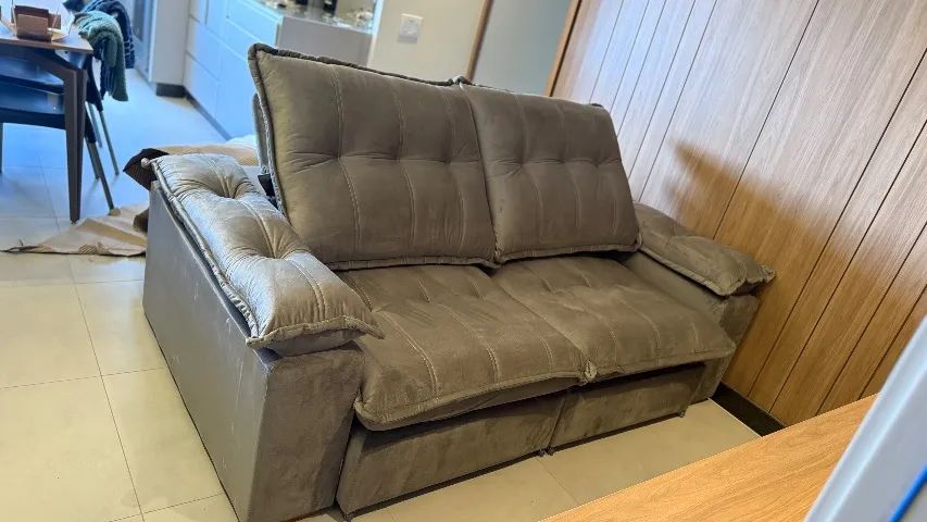 Sofa 64299778684802122