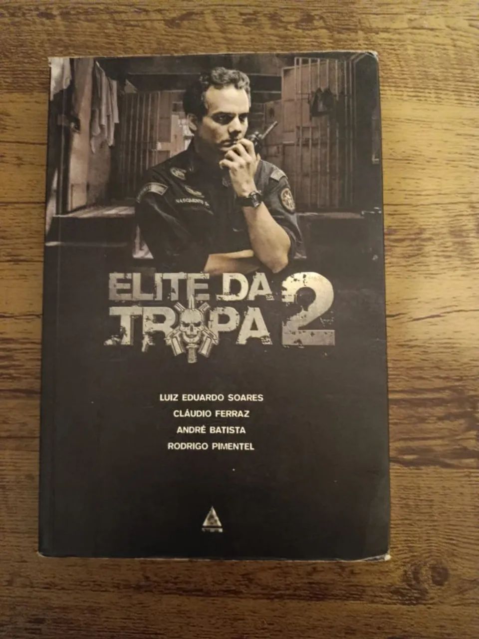 Livro Elite da tropa 2