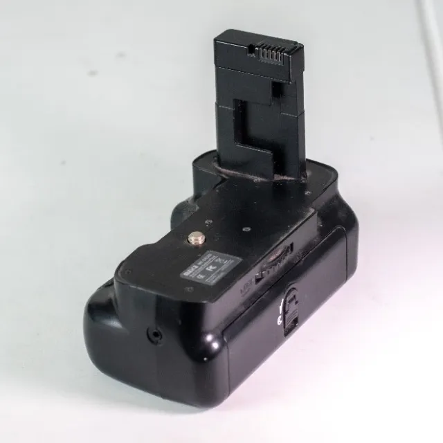 Grip para Nikon D5300 D3200 D3300