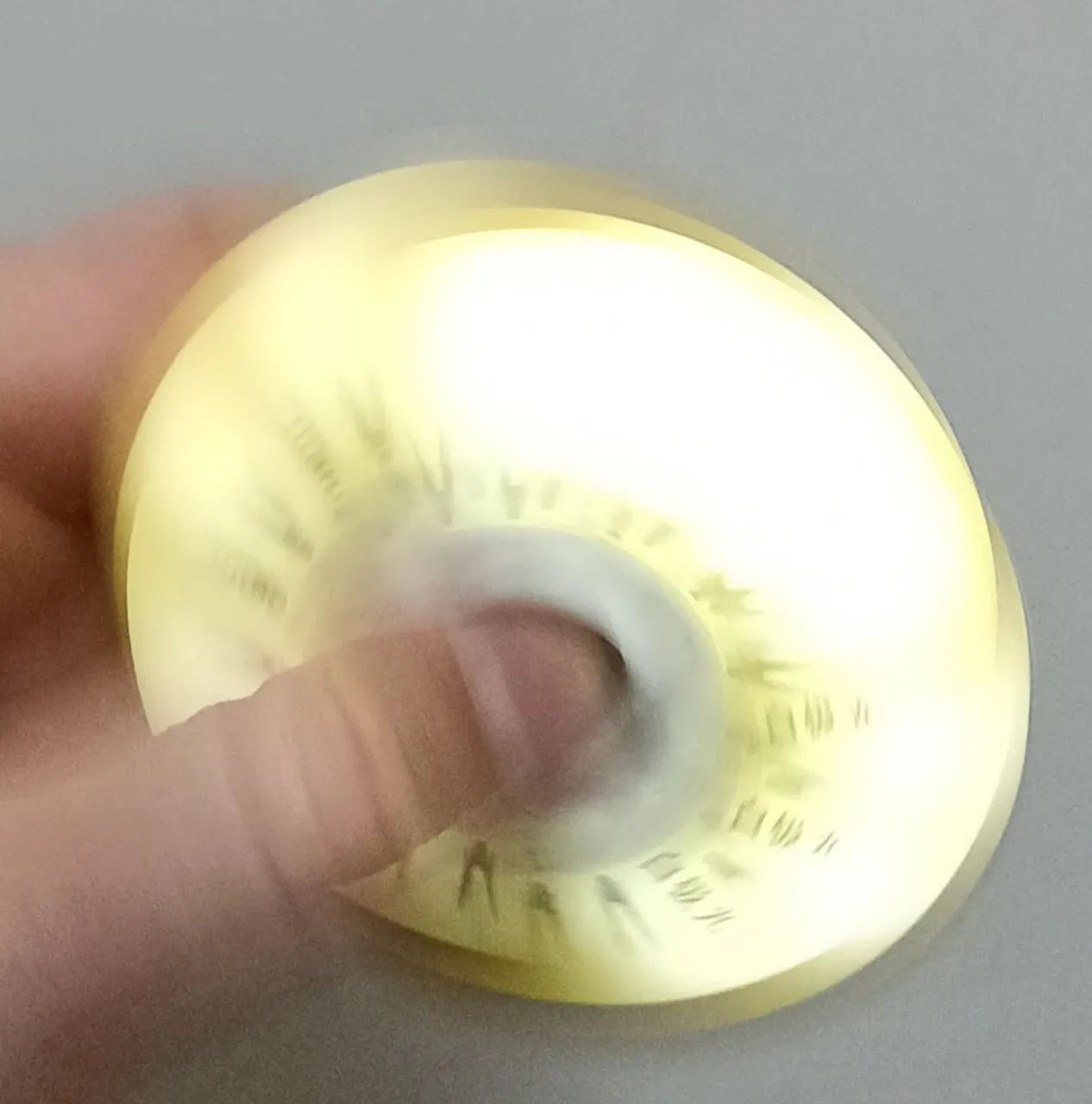 Rodas 76mm LED cor branca patins inline 90A (8 unidades) Japy Skate<br> - Foto 6