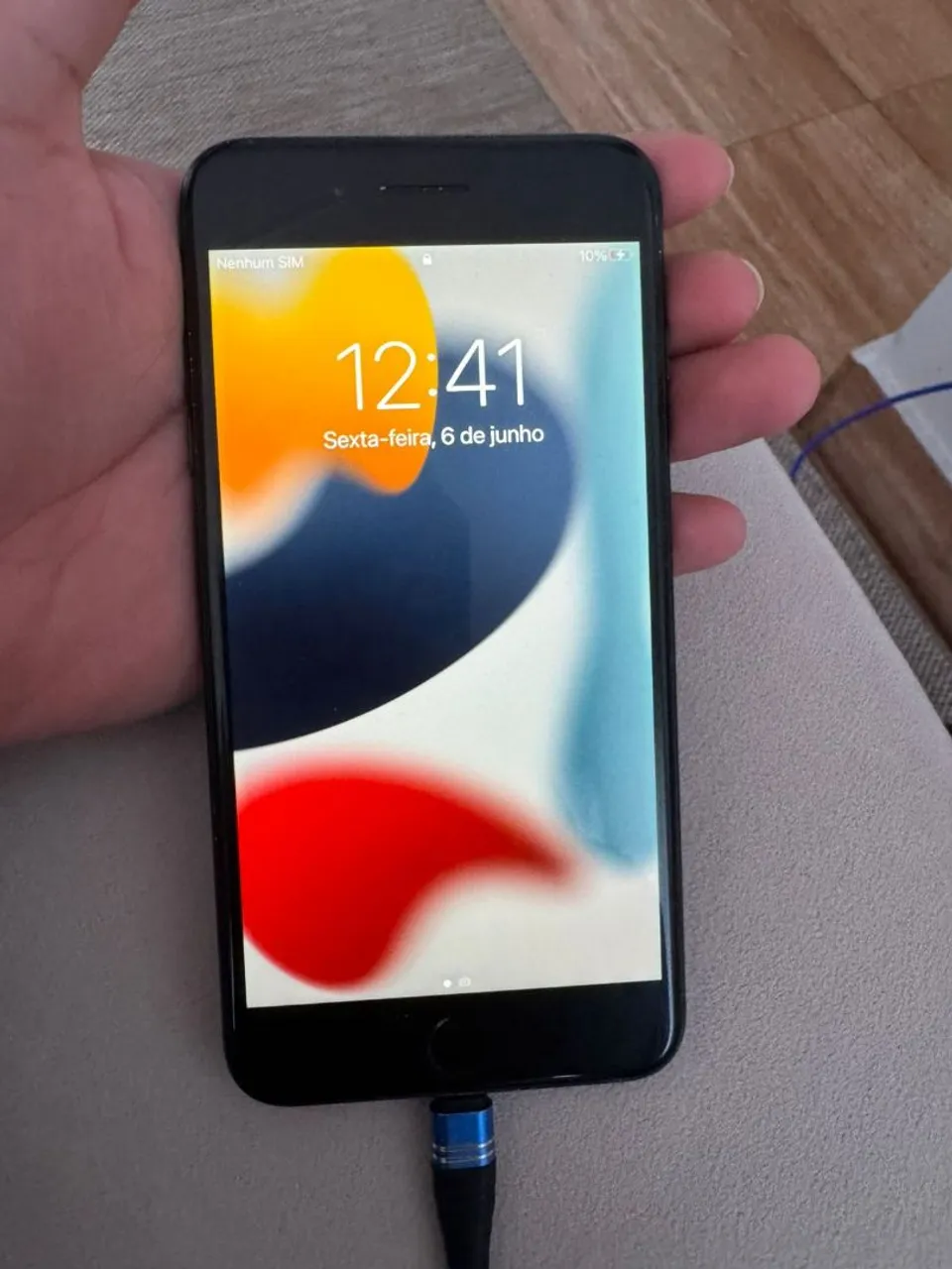 iPhone 7 plus top