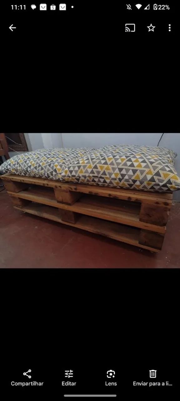 Sofá de Pallet com 2 Lugares e Almofadas Estilosas - Foto 3
