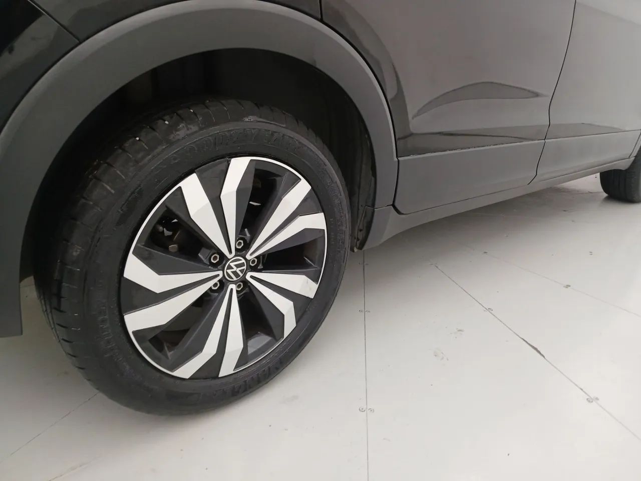 Volkswagen T-Cross Highline 1.4 TSI Flex 16V 5P AUT, foto 14 de 18