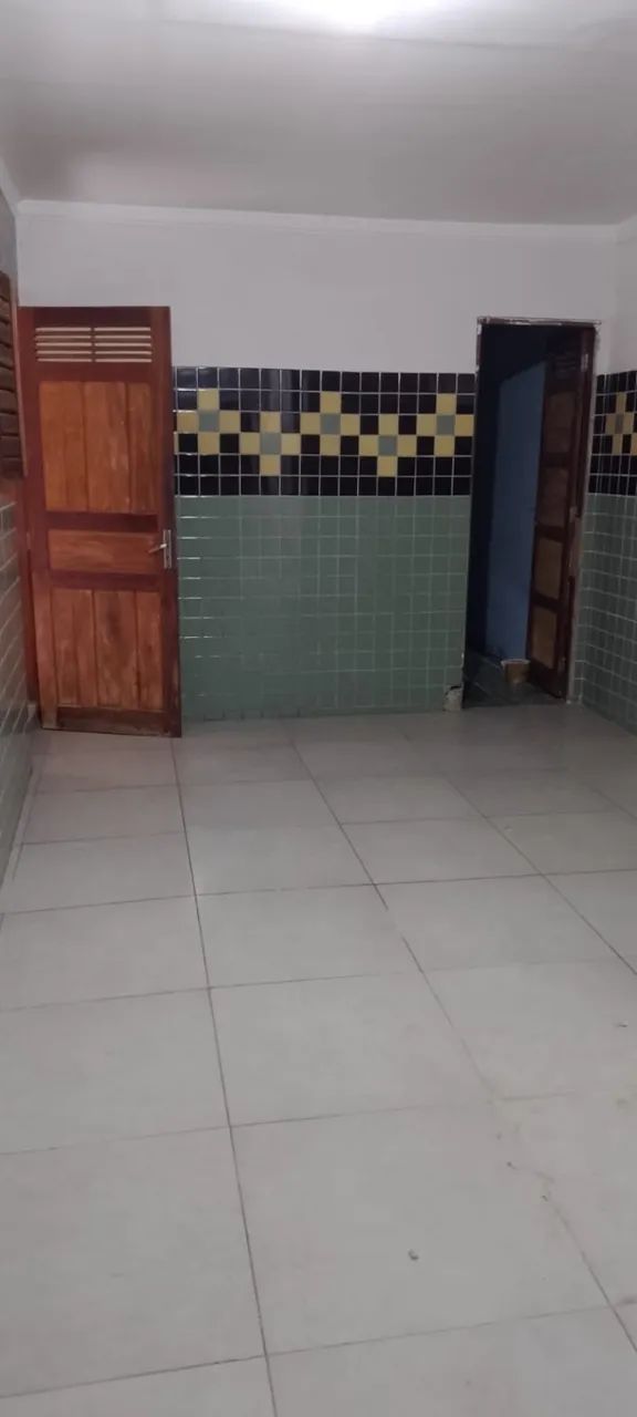Vendo ou Troco Casa Duplex com Garagem - Foto 4