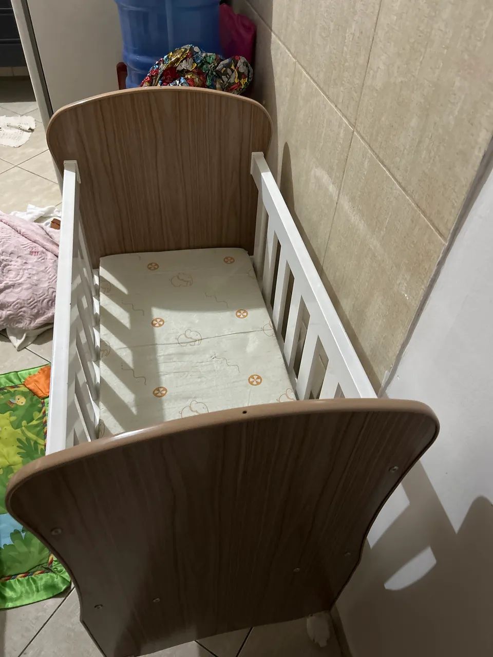 Selling mini crib64962682690307123