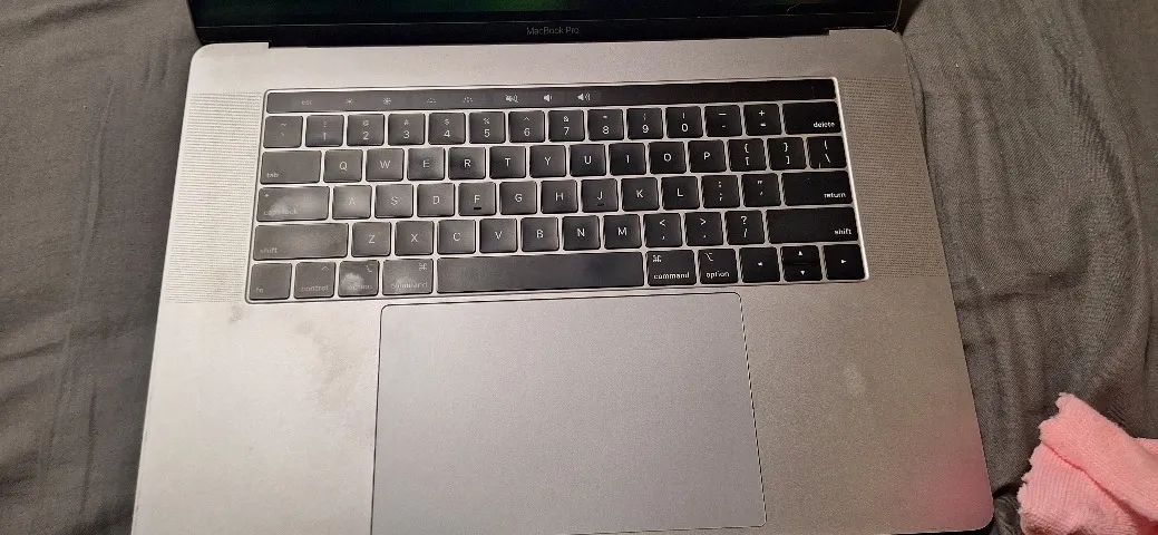 MacBook Pro 2019 16
