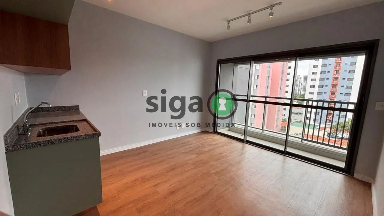 Apartamento semo-mobiliado e decorado com 34m² e 1 suíte - Moema - São Paulo/SP