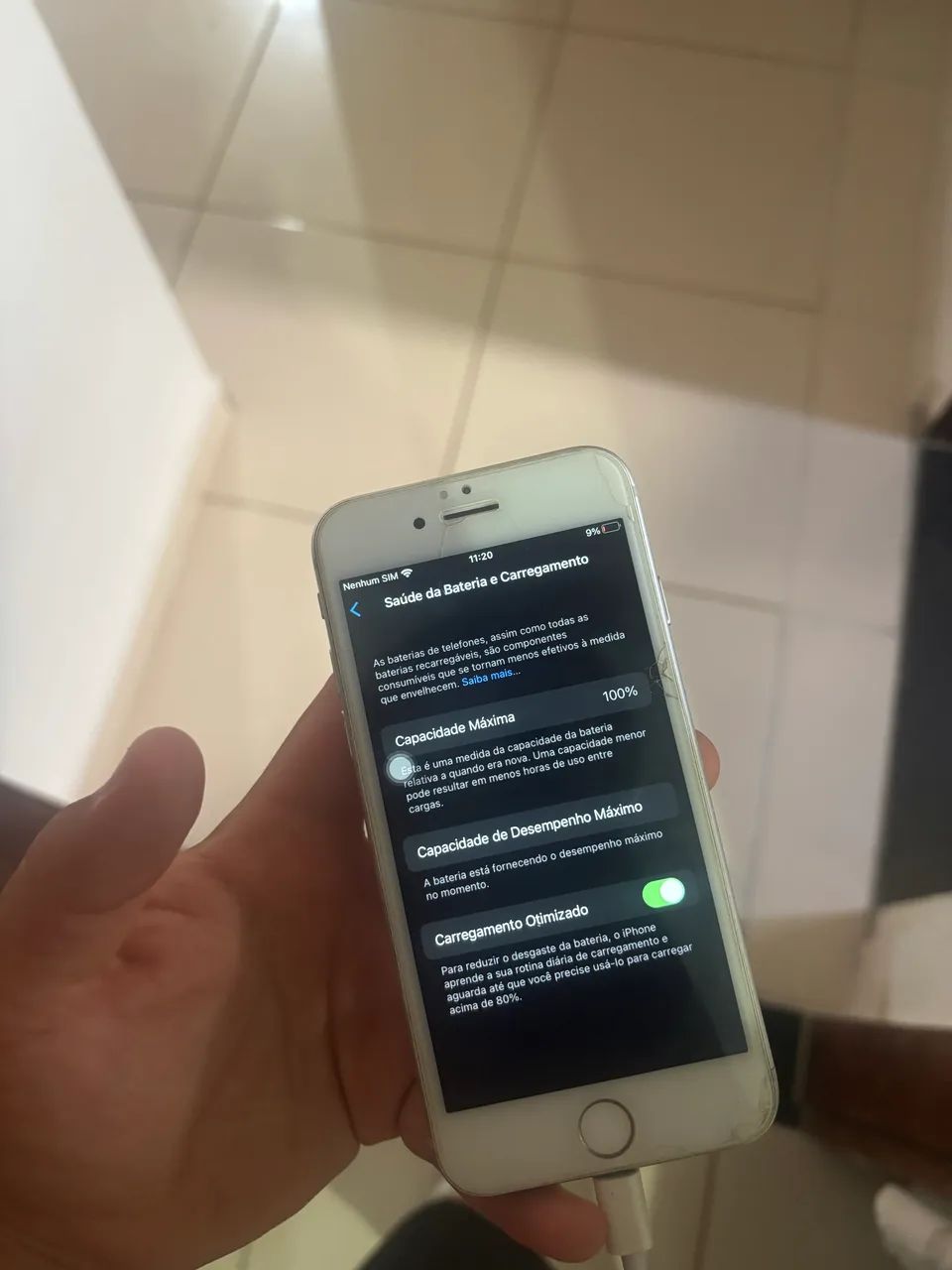 IPHONE 8 64GB - TRASEIRA TRINCADA E BATERIA TROCADA - Foto 3