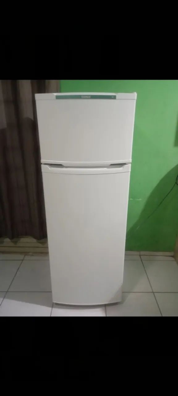 Geladeira Consul dúplex funcionando perfeitamente bem  - Foto 4