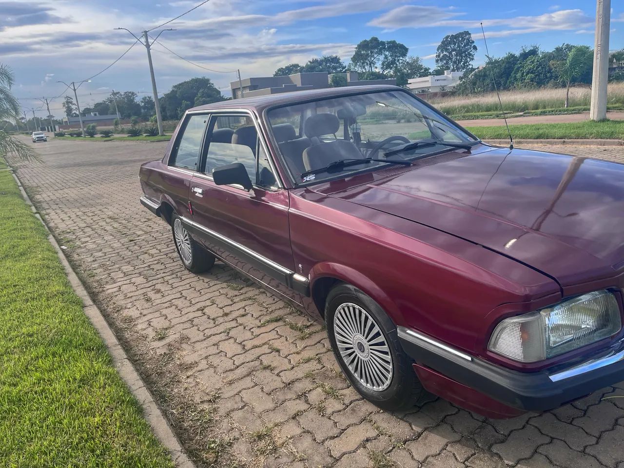 Ford Del Rey Ghia 1.8 / 1.6 2P E 4P 1988