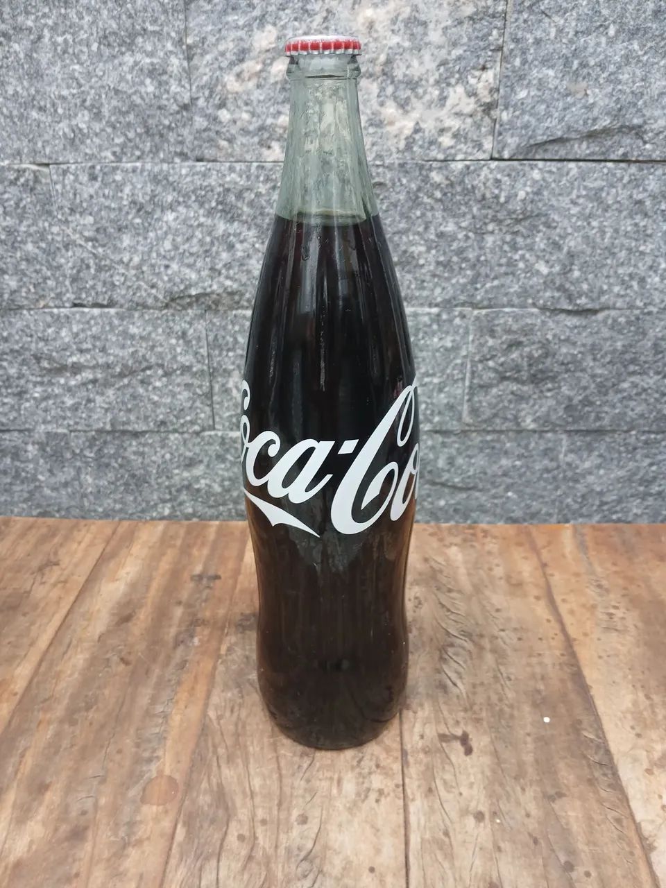 Garrafa de Coca Cola grande retro lacrada em excelente estado. - Foto 3