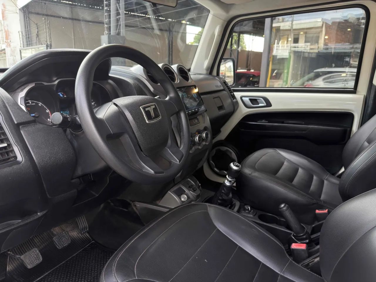 Troller T-4 XLT 3.2 2017 - Foto 2