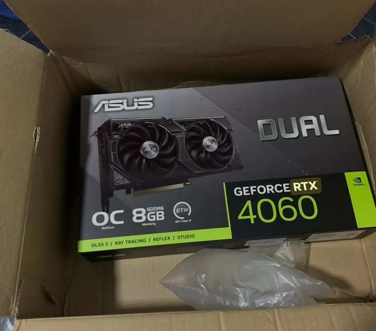 RTX 4060 ASUS DUAL 