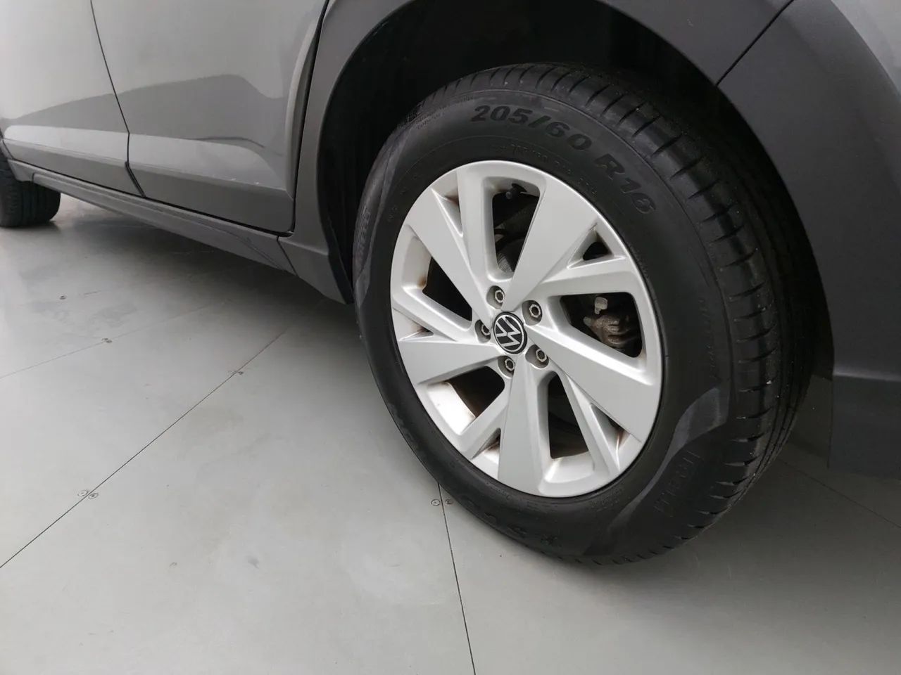 Volkswagen Nivus Comfortline 1.0 200 TSI Flex Aut., foto 12 de 18