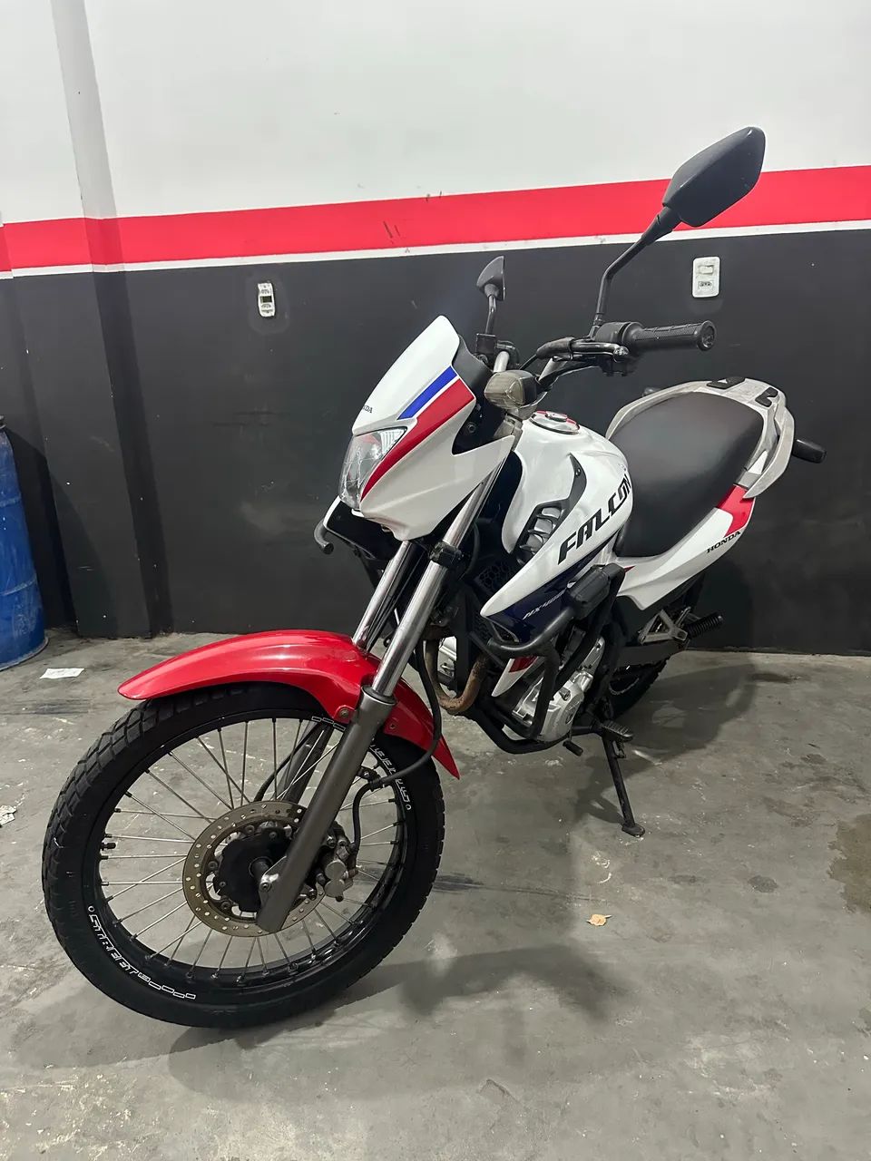 Falcon 400i 2015 - Foto 3