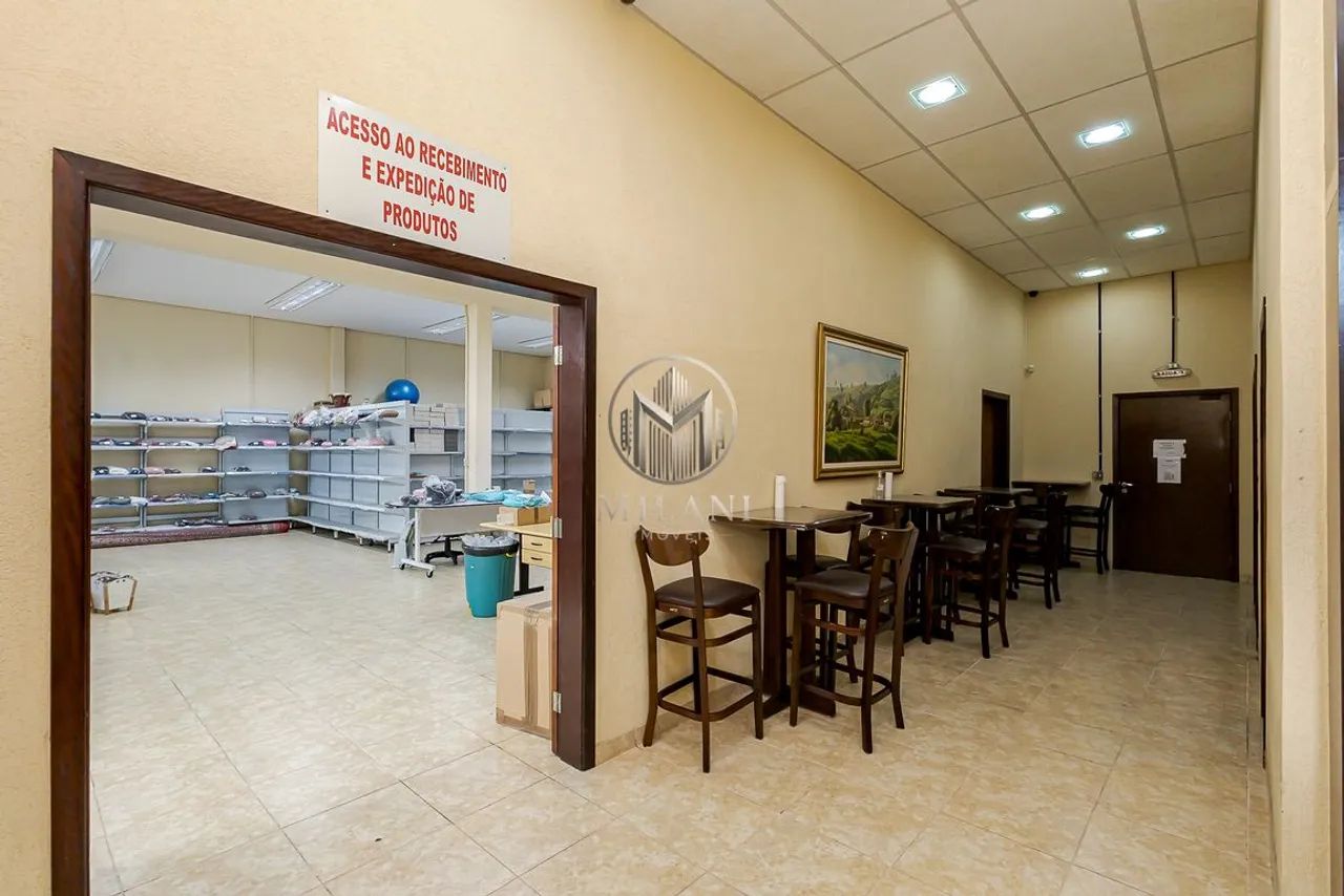 Imóvel comercial com ampla testada e excelente visibilidade na Av. Manoel Ribas - Foto 4