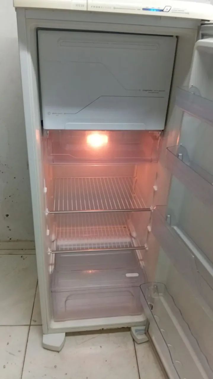 Geladeira Electrolux  - Foto 4