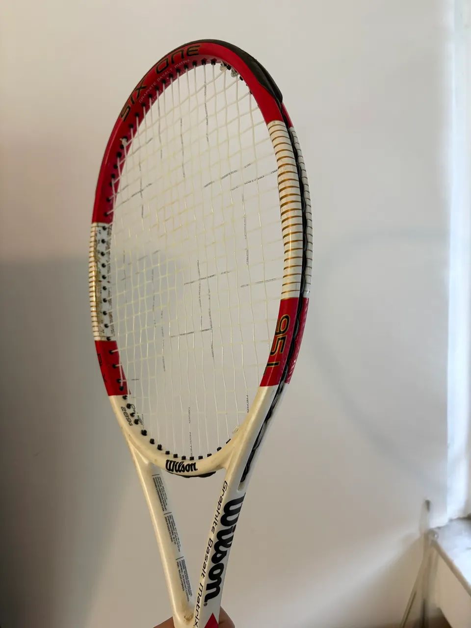 Raquete Wilson six one em boas condições e com corda nova - Foto 5