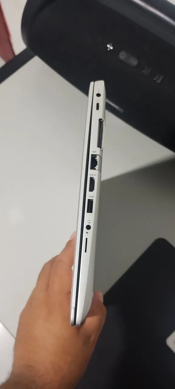 Notebook HP Elitebook CORE I5 VPro 8th  - Foto 4