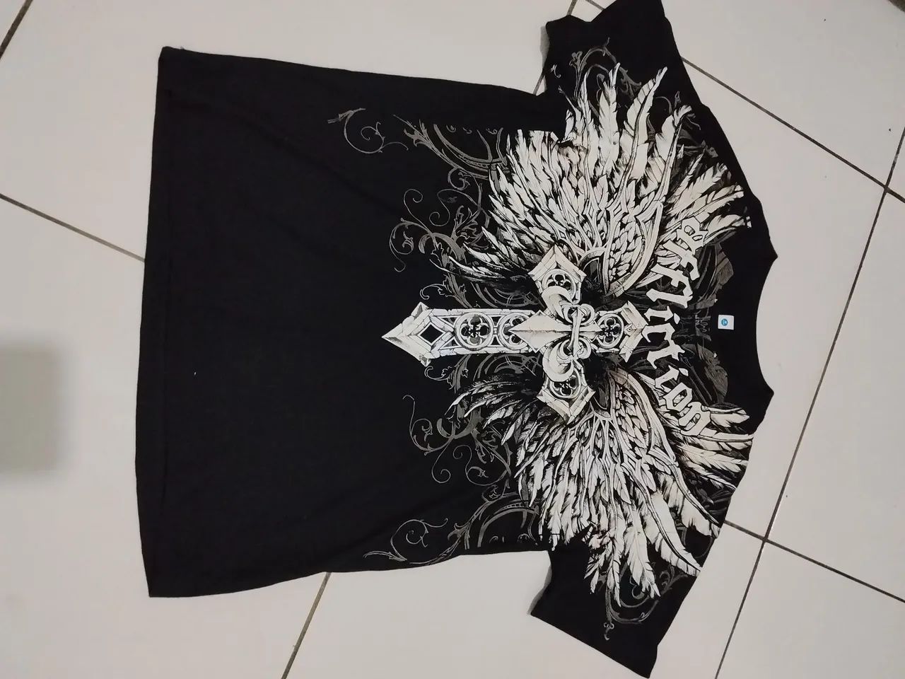 Camisa preta da affliction nova  - Foto 2