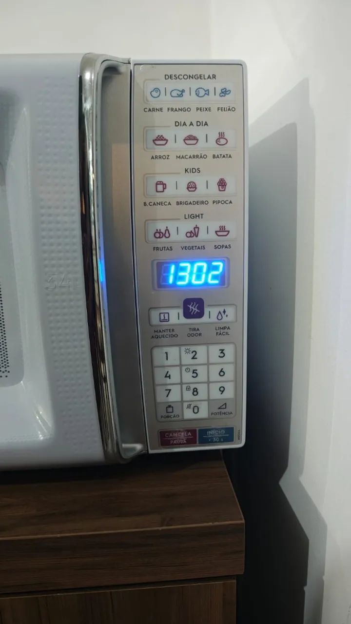 Forno Microondas Eletrolux 34L NOVO - Foto 2