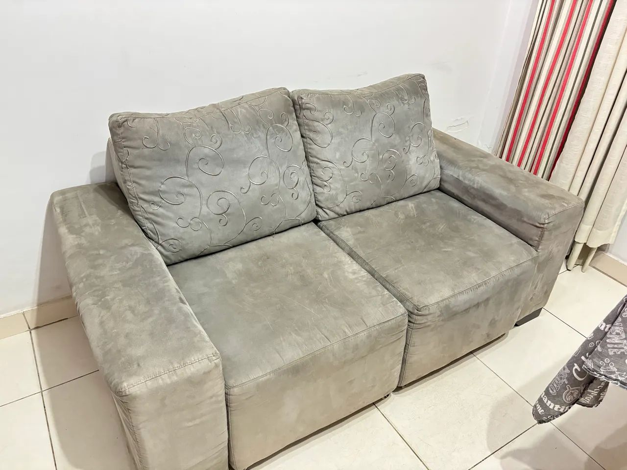 SOFÁ RETRÁTIL 