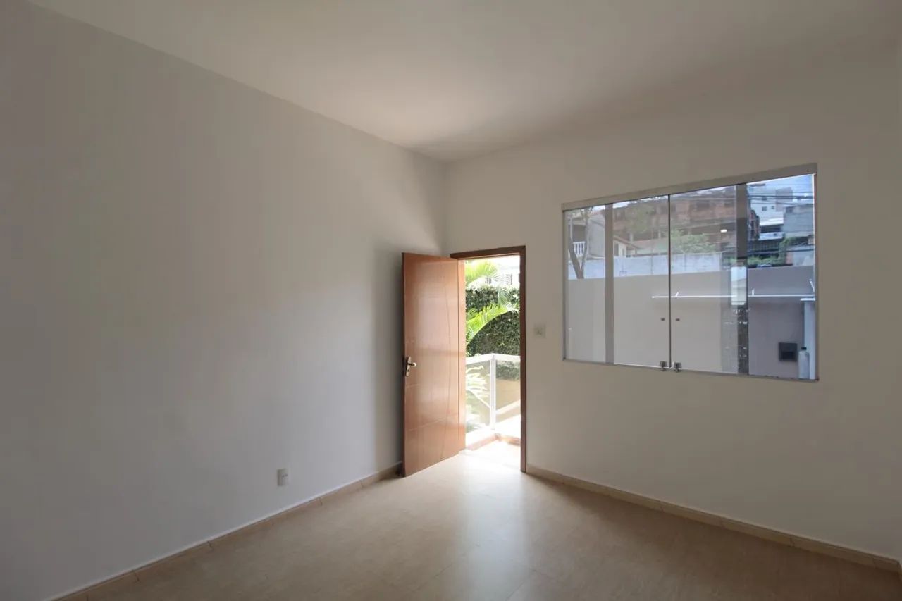 Casa à Venda - Heliópolis, 3 Quartos, 418 m2