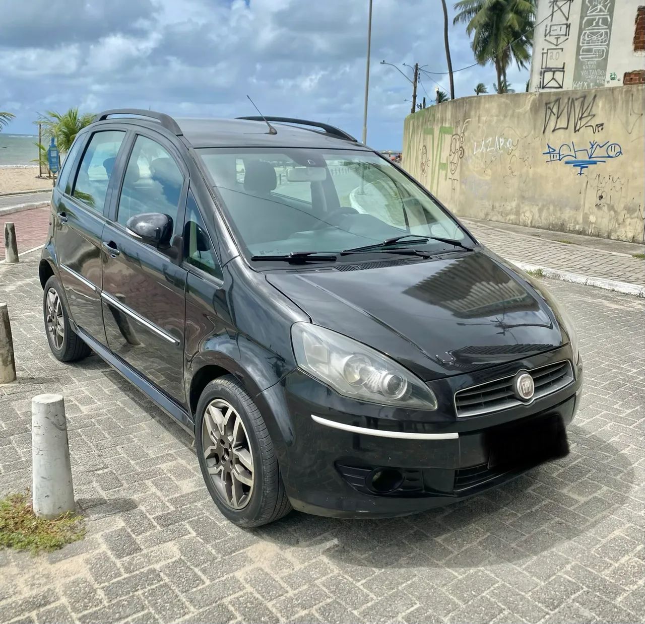Fiat Idea Sporting 1.8 Flex 16V 5P 2012 - Foto 2