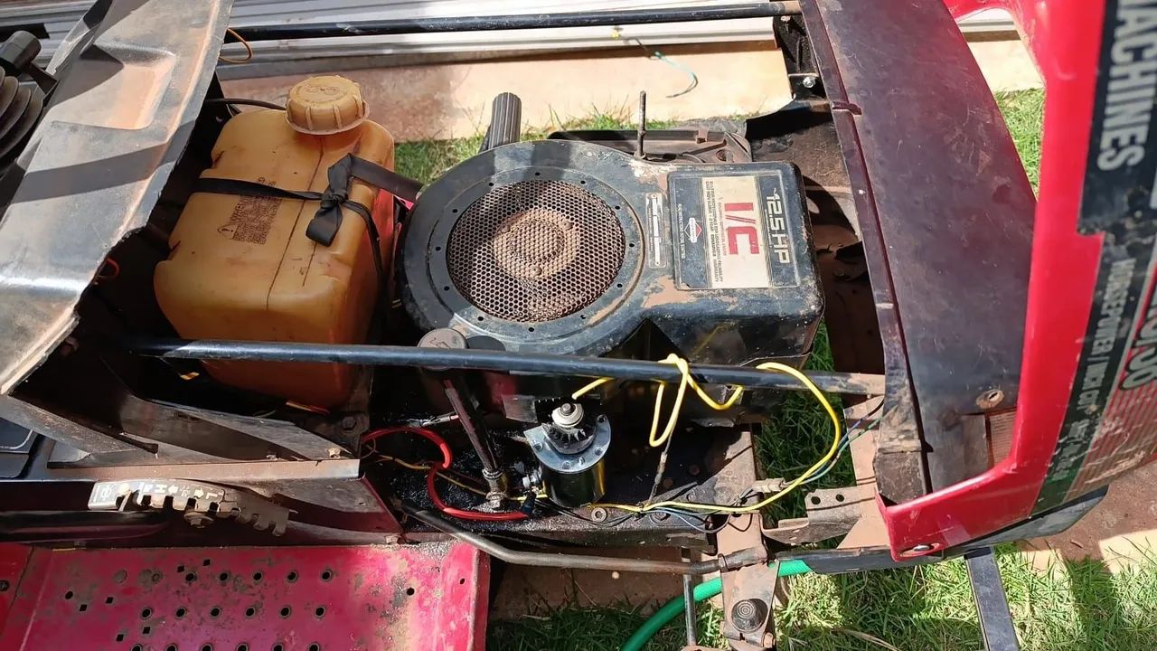 Mine trator rosadera 12hp gasolina - Foto 3
