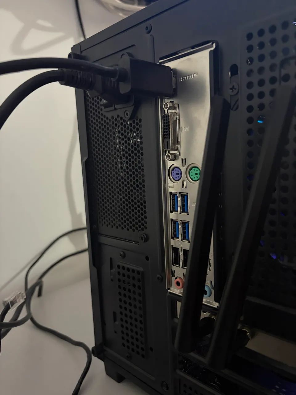 PC GAMER RYZEN 5 4655G COM 32GB DE RAM - Foto 2