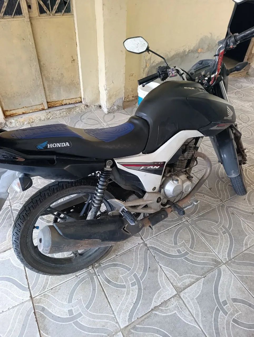 CG 160  - Foto 2