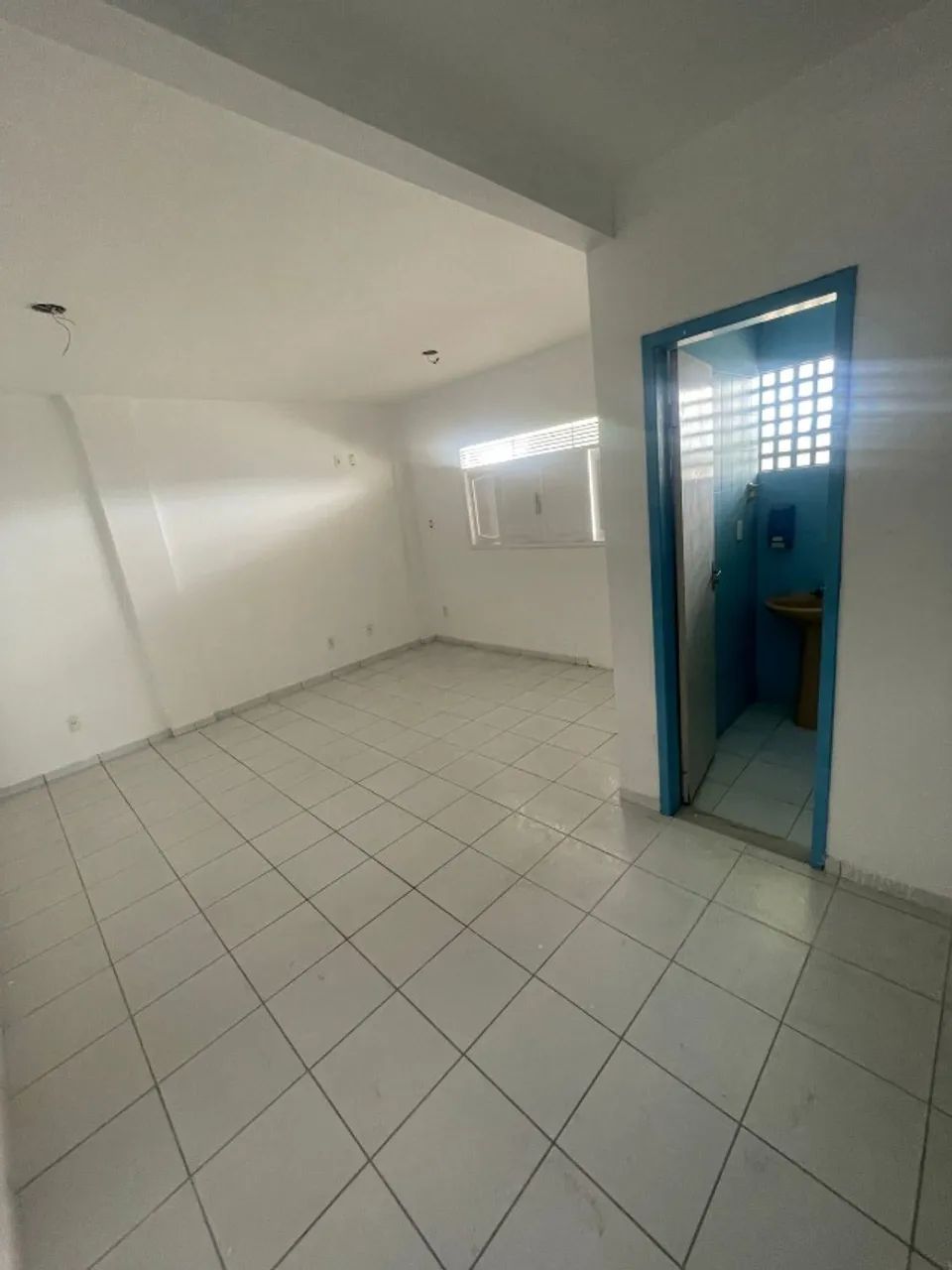 [LL/VA] - PRÉDIO COMERCIAL de 380m² no centro de Parnamirim  - Foto 3