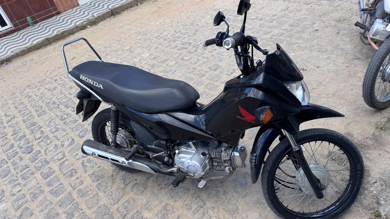 Moto Honda Pop