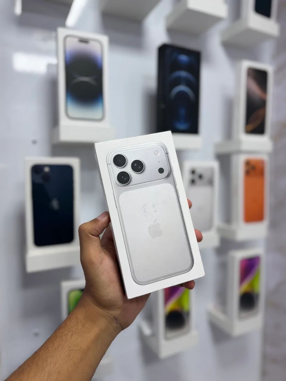 IPHONE 17 PRO MAX 512 GB SILVER LACRADO 