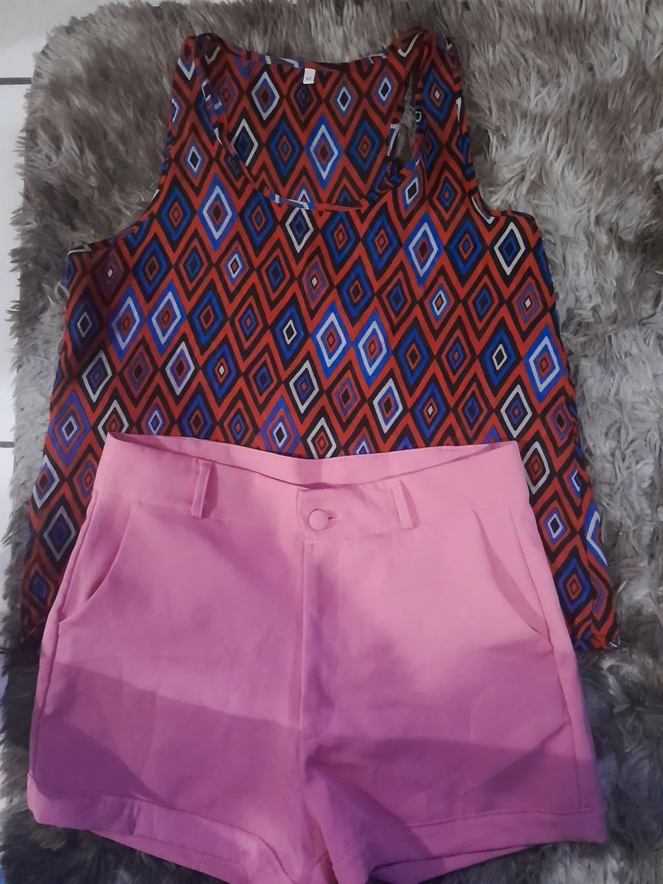 Conjunto short e blusa n° 42 - Foto 2
