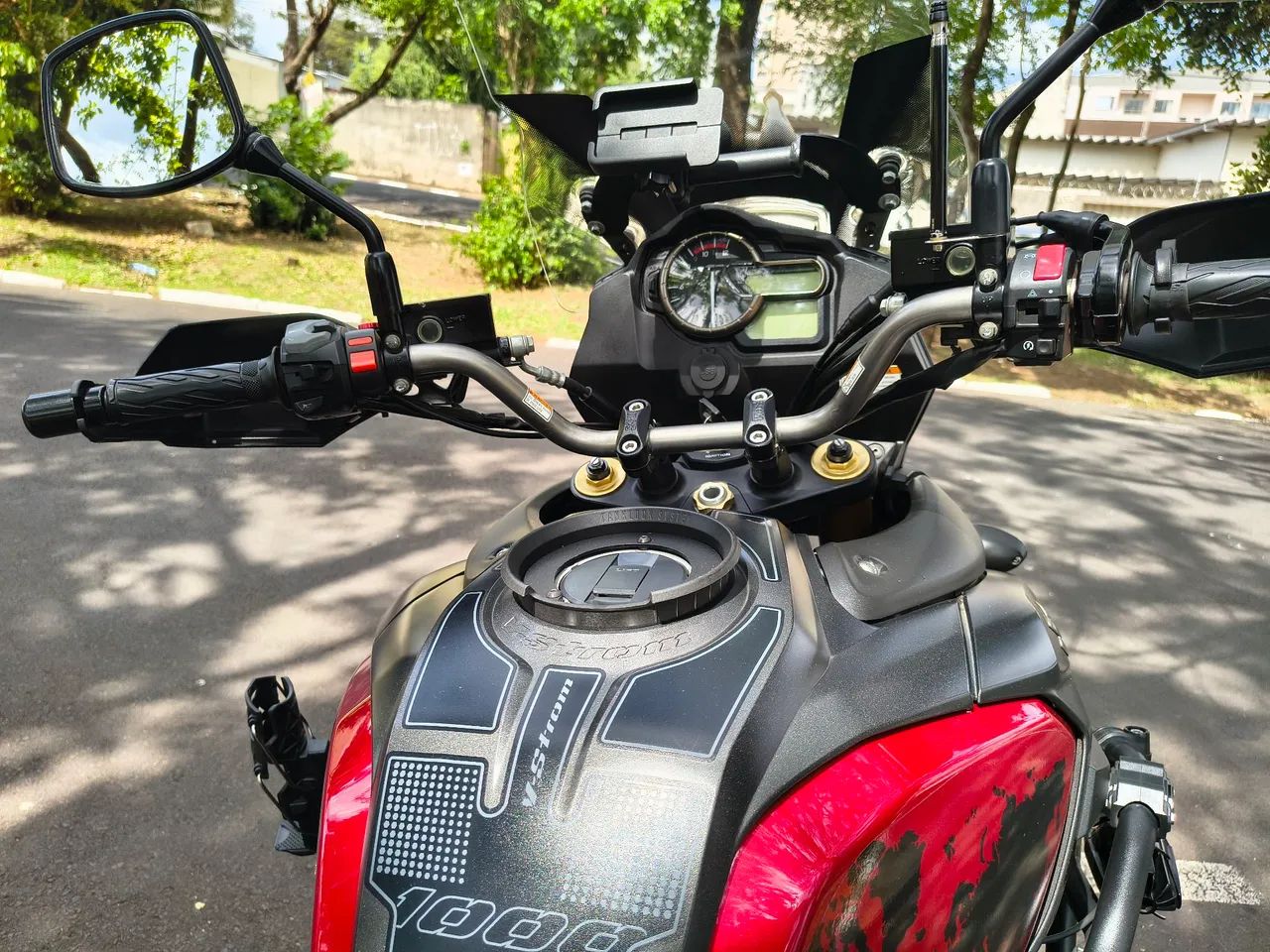 Suzuki V-strom  - Foto 4