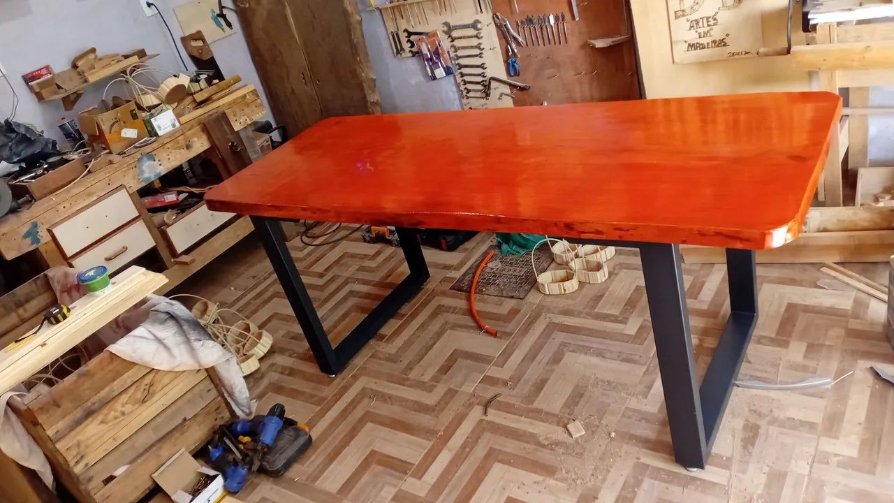 Mesa madeira maciça tipo industrial  - Foto 4