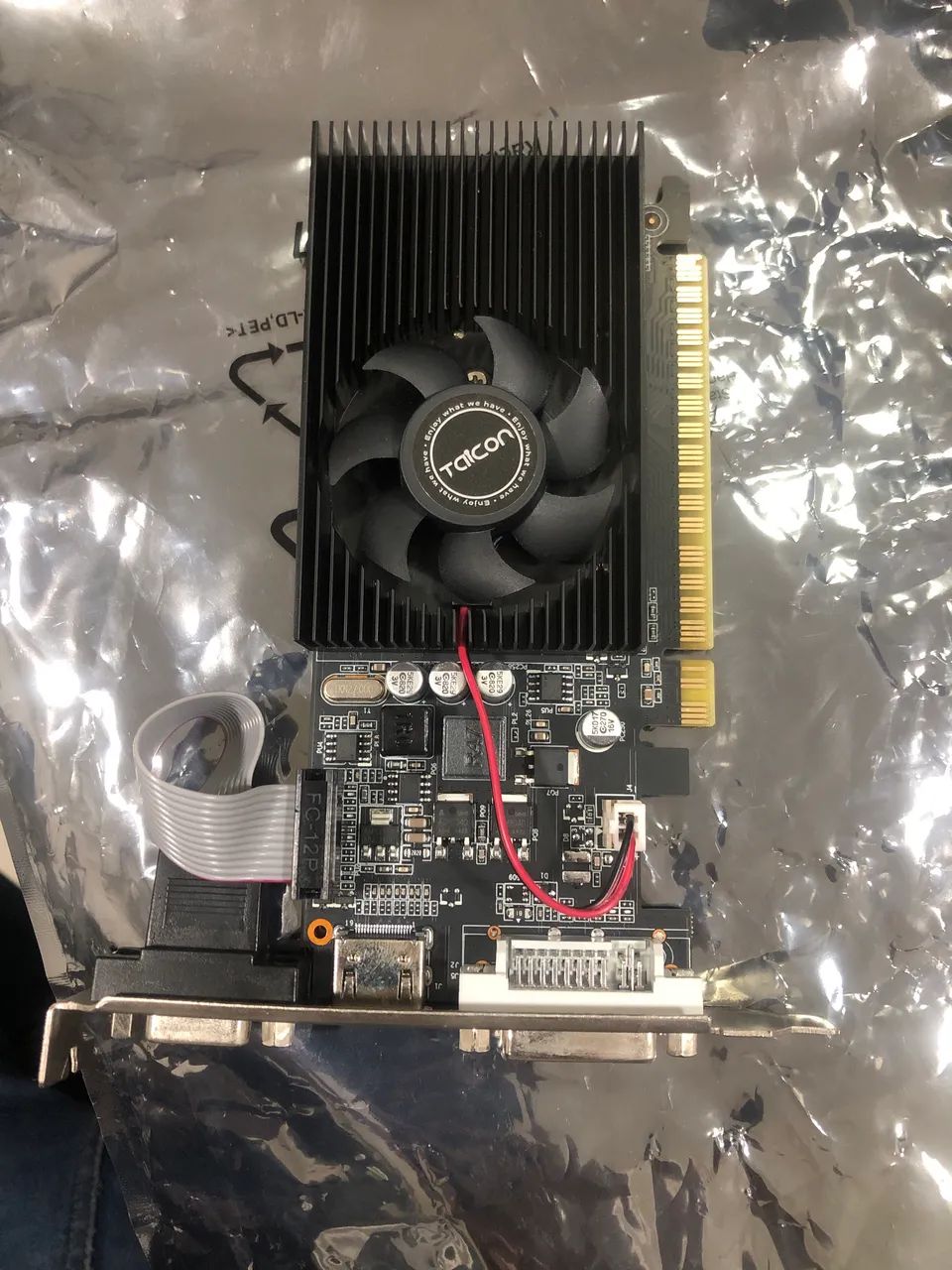 GeForce GT 730 - Foto 2